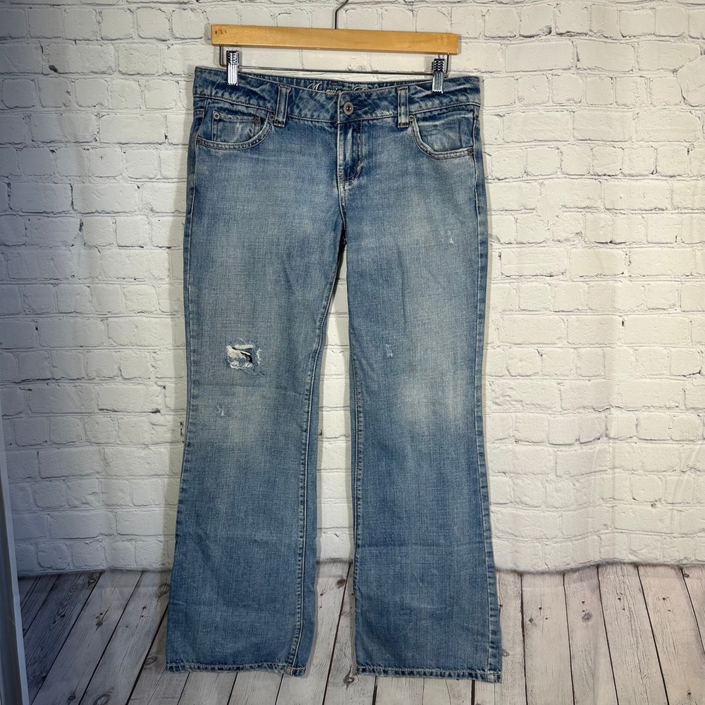 American Eagle Low Rise Flare Jeans Medium Wash Distressed Blue Denim Womens 8